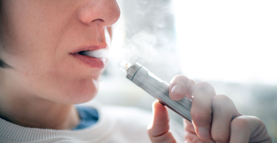 DNA damage within oral cells similar among never smoking vapers and current smokers