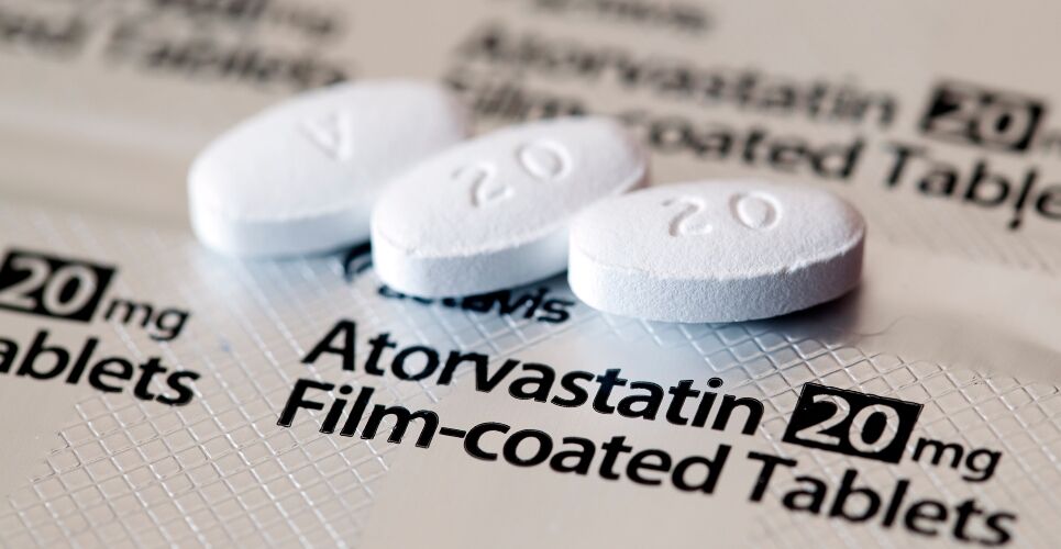 Statins should be prescribed to most over-70s, says new modelling study